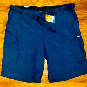 Men’s Columbia Shorts. NWT